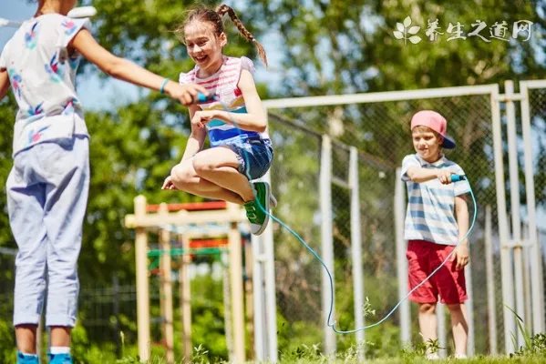 儿童身高体重标准表 体重标准表计算方法来帮你