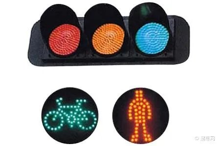 三岔路口红绿灯怎么看图片,三岔路口红绿灯怎么看?