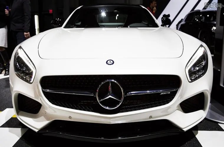 奔驰新车掉轮子 4s店表示检测如有责任会承担