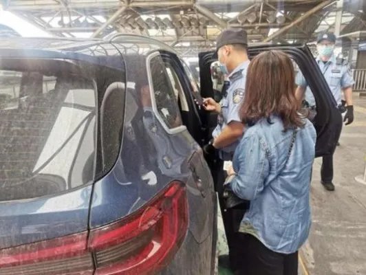 32岁男子一天被逼相亲3次怎么回事 相亲真的是走向幸福的捷径吗