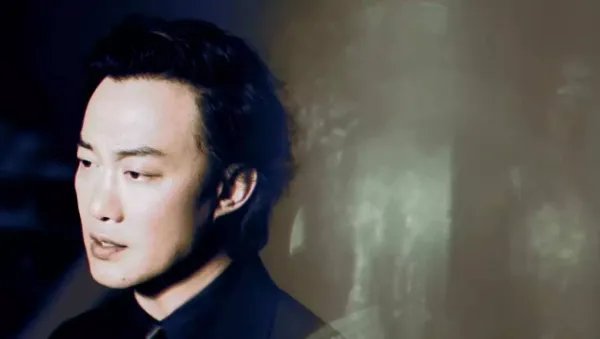 陈奕迅跨年演唱会官宣，你最喜欢他的哪一首歌？