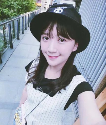 徐林女朋友微博成功挤上热搜榜 清纯私照曝光网友赞逆生长