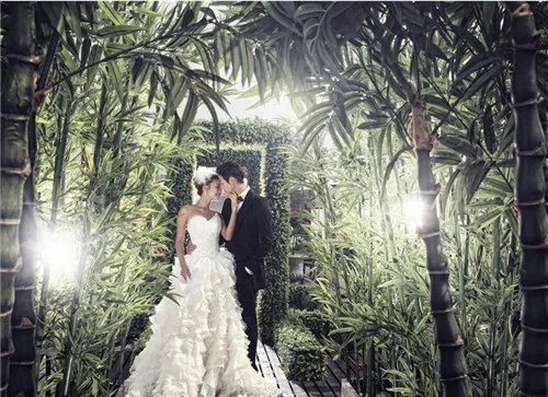 深圳婚纱摄影团购哪家好  团购婚纱摄影注意事项