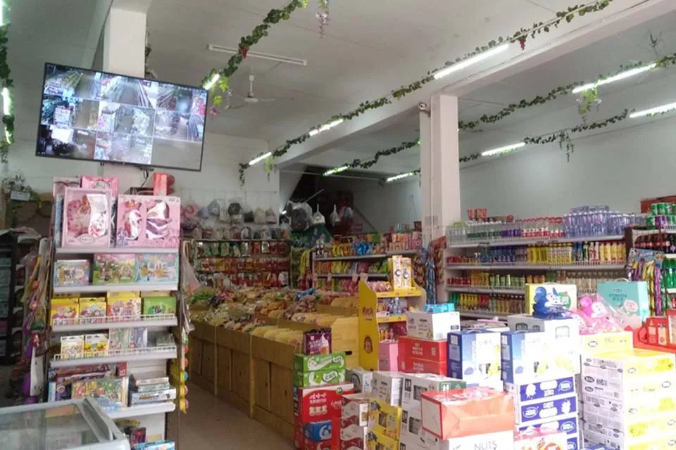 加盟小超市便利店一共要多少钱 小超市自己开好还是加盟的好