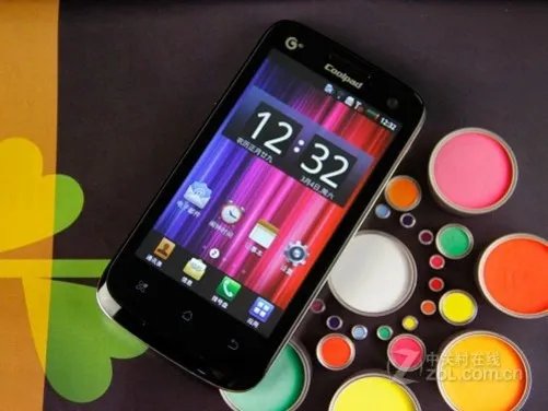 1GHz千元机 9.9mm超薄酷派8180深度评测