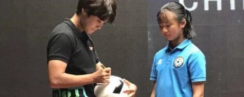 巴黎女足王霜解约是怎么回事 中国玫瑰或回武汉效力