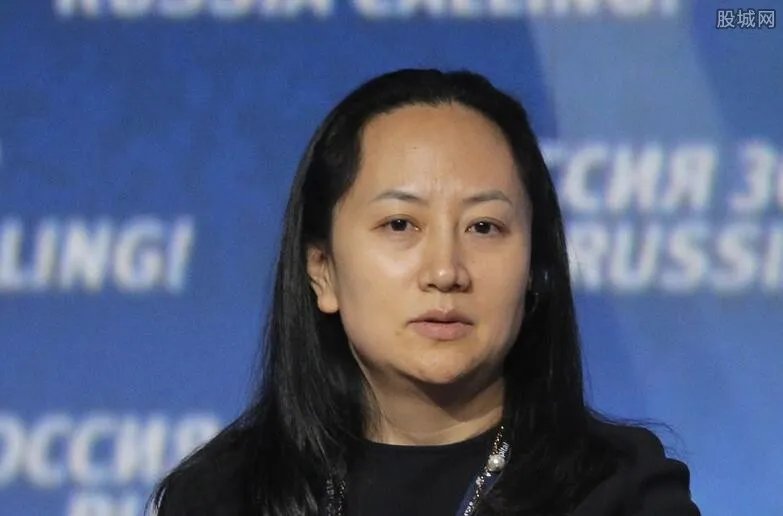 孟晚舟为什么不姓任 任正非女儿为什么叫孟晚舟？