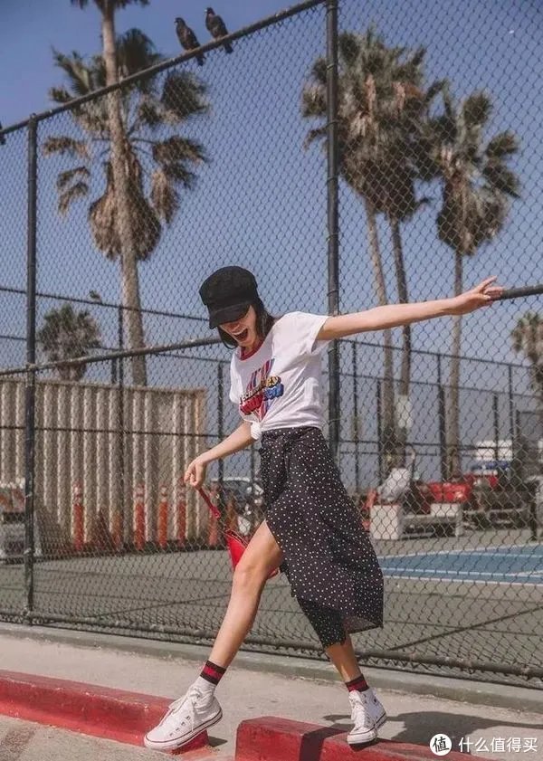 半身裙怎么搭配上衣