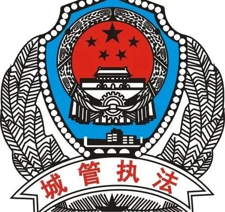 82岁老人高温卖菜，城管买下送环卫工，你有被城管的感动到吗？