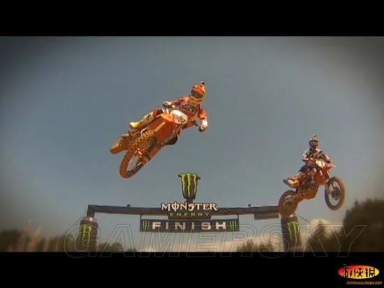 《越野摩托2》画面操作试玩心得 越野摩托2好玩吗