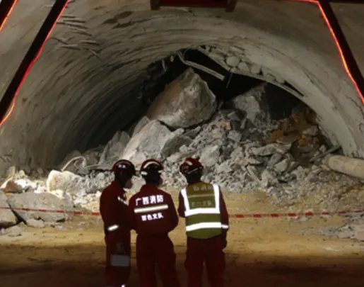 百色一施工隧道塌方9人被困,现在9人都获救了吗?