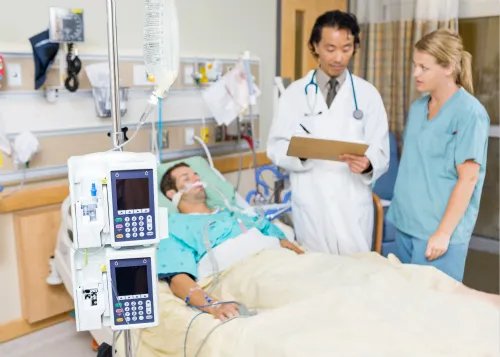 还有这种操作?喝假酒中毒,医生竟让喝真酒解毒丨郑堃