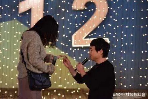 沈腾曾求婚恋爱12年女友，女友激动不已，你怎么看？