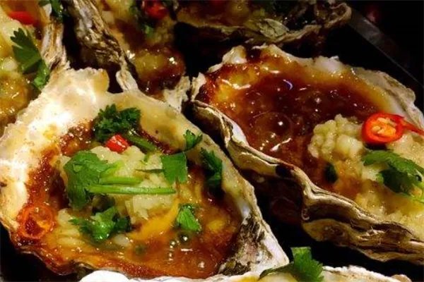 大连十大烧烤店排行榜：拾年上榜，海鲜烧烤最多