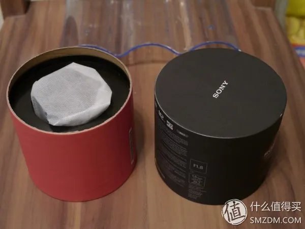 SONY 索尼 DSC-QX100 镜头式数码相机，极其有爱的新鲜玩意儿