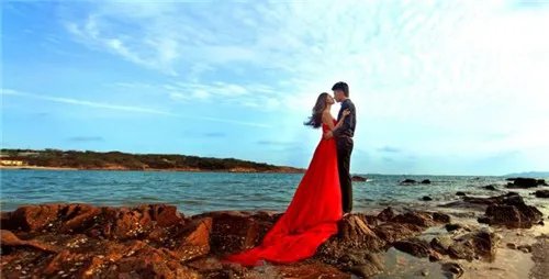 青岛婚纱摄影店哪家好 青岛团购婚纱照价格