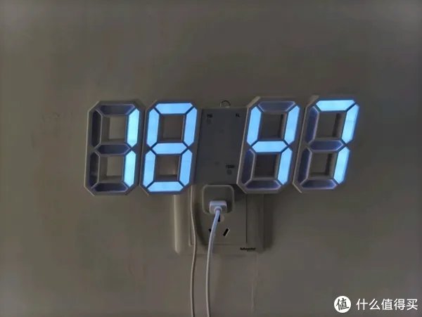 值得入手好物,简约风 LED电子时钟