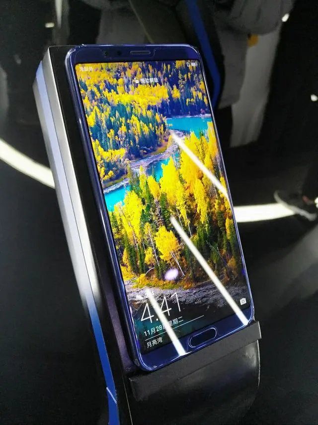 今天荣耀V10发布会有哪些亮点？