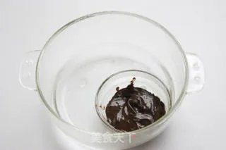 七夕情人节最具代表的暖心蛋糕——巧克力熔岩蛋糕