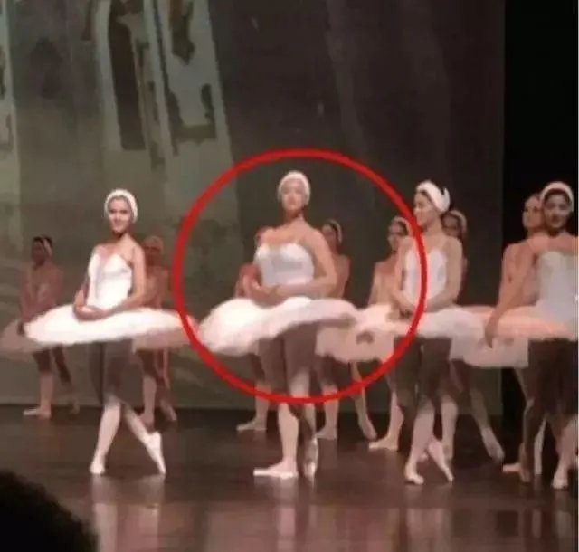 范冰冰、蒋欣、白百何体重最轻的是蒋欣，为什么她有点显胖？