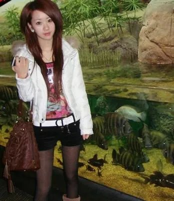 公交胸罩门的事件