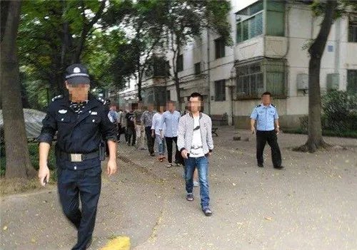 女子骗丈夫进传销组织  被救后丈夫蒙了，表示很震惊