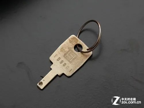 耳机中永远的传奇 森海塞尔奥菲斯评测