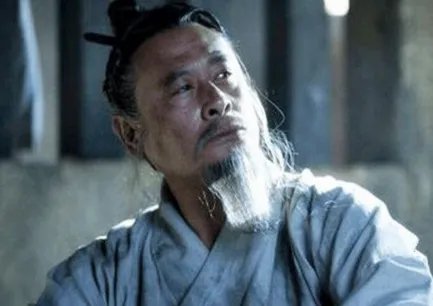 李斯最后为什么会落到腰斩的地步 是什么蒙蔽了他的双眼