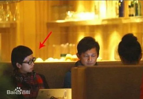 何炅否认结婚是怎么回事?