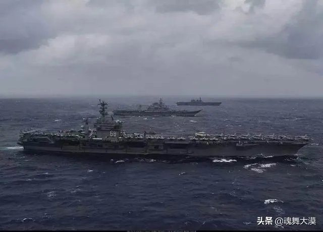 如果日本出云级直升机航母搭载F-35战机能够战胜俄罗斯航母吗?