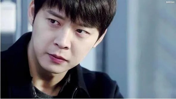 朴有天整容前后照大对比   “米饭”不忌讳承认整容