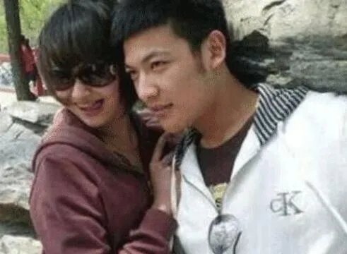 郑爽初恋不是那个人是怎么回事 郑爽为什么说初恋不是那个人