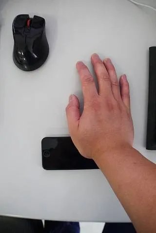 IPHONE5 弯曲门 恢复如初