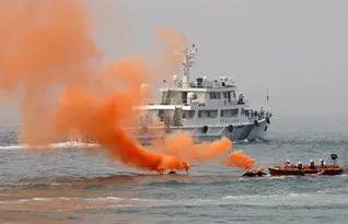 广西北海渔船起火，船上发生事故时如何有效地逃生？