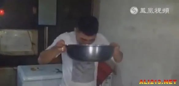 秒杀八斤哥的大神!西安12斤哥被封酒神结果真相是?