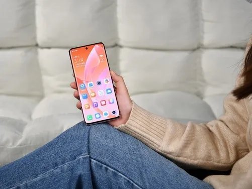 【必买】送女朋友只推荐这三款手机 3000元解决一切烦恼