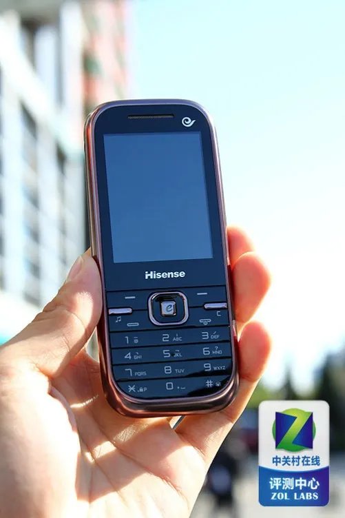 轻巧微薄上网达人 天翼定制海信E350评测