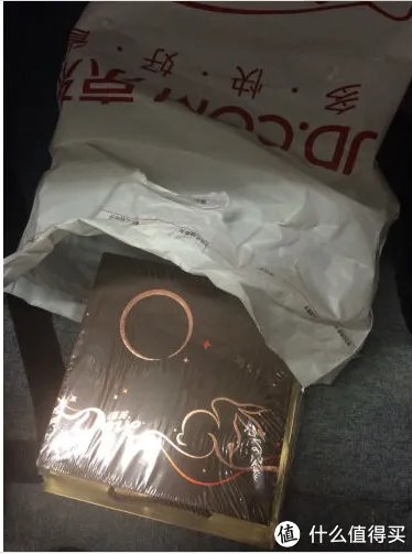 我为什么要买一盒巧克力月饼-轻众测 德芙 巧月 月饼礼盒测评报告