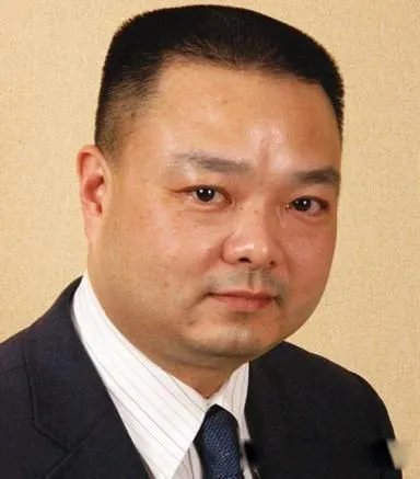 任正非有几个孩为什么不同姓 两女一儿有几段婚史