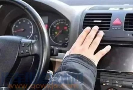 汽车开暖风耗油吗 汽车暖风怎么开才正确