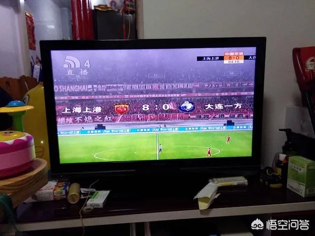 中超首轮，大连一方被上海上港8-0狂胜，昔日王者大连足球到底怎么了？