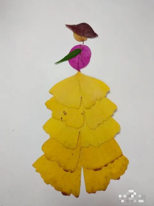 如何教幼儿画简单树叶贴画?