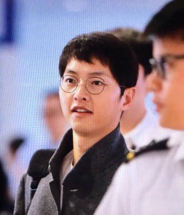 素颜的宋仲基，你还觉得他帅么？