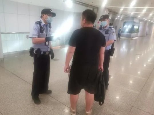 32岁男子一天被逼相亲3次怎么回事 相亲真的是走向幸福的捷径吗