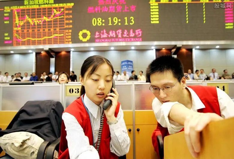 期指贴水是什么意思 出现这情况意味着什么？