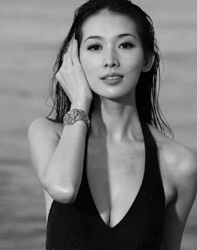 林志玲的胸多大 据传其胸部值百万元