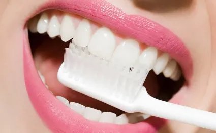 一般牙齿矫正要多少钱