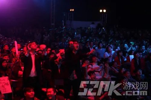 LPL第五周WE对IG现场LOL精彩图片集锦