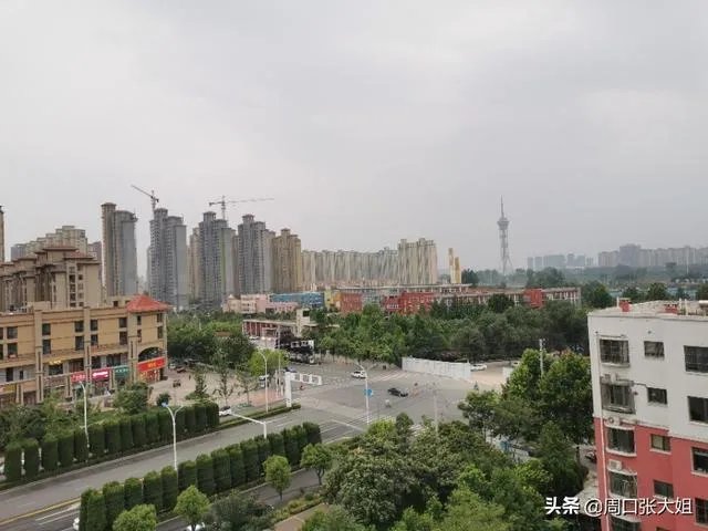 周口市川汇区的，目前拆迁有2套房，还要不要再掏些钱再买一套安置房？