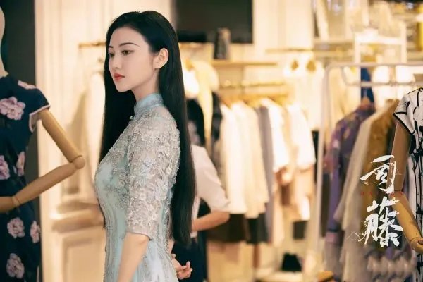 景甜回应“家庭背景强大”自曝童年创伤，景甜的演技实力如何？